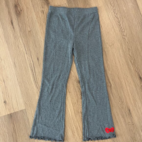 Hello Kitty Girls Grey Pants Joggers Pajamas Red Bow Size 7/8 - Picture 2 of 6